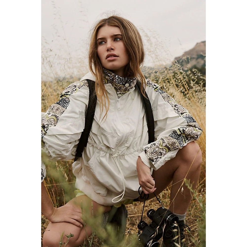 Free People FP Movement She Fly Anorak Ivory Embroidered Windbreaker Large NWOT